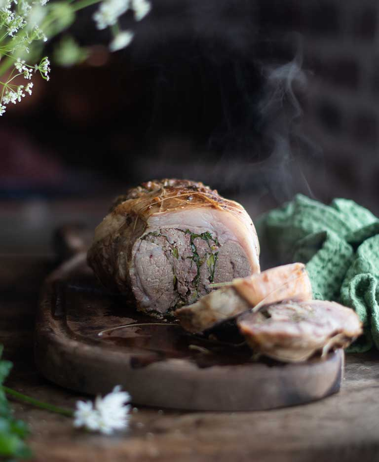 Epaule d'Agneau farcie aux herbes par Marie Chioca