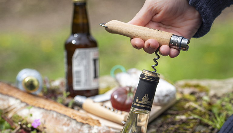 Aperitif in the garden | Opinel.com