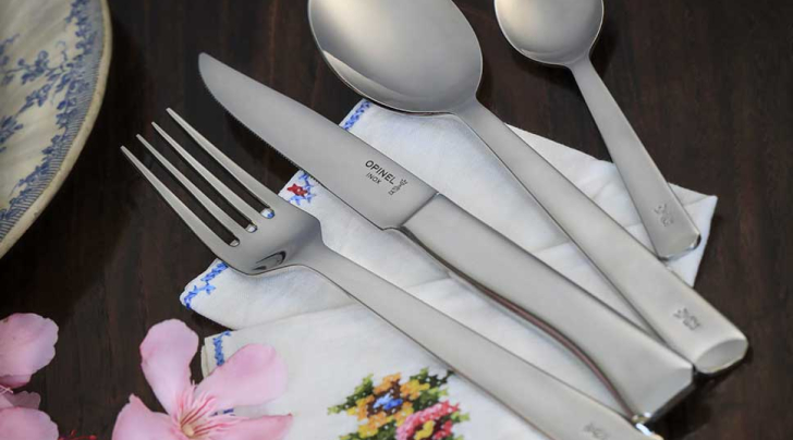 Boite de 4 cuillères Perpétue