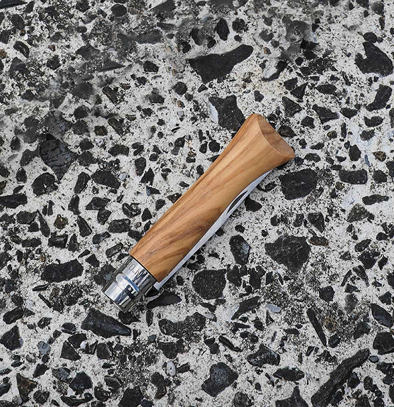 N°06 Olive Wood
