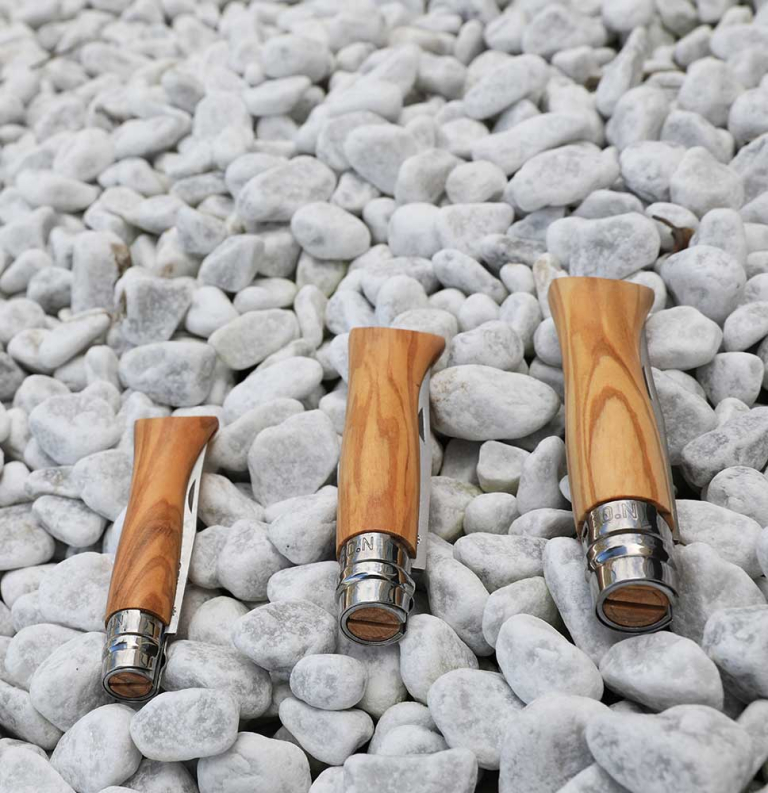 N°06 Olive Wood