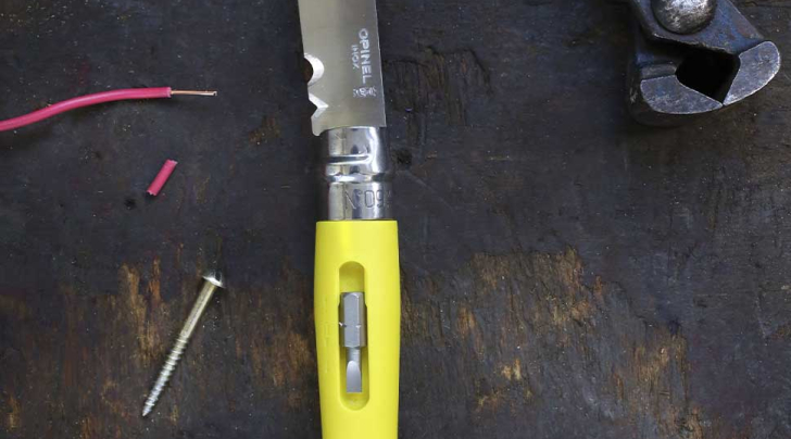 N°09 Bricolage Jaune