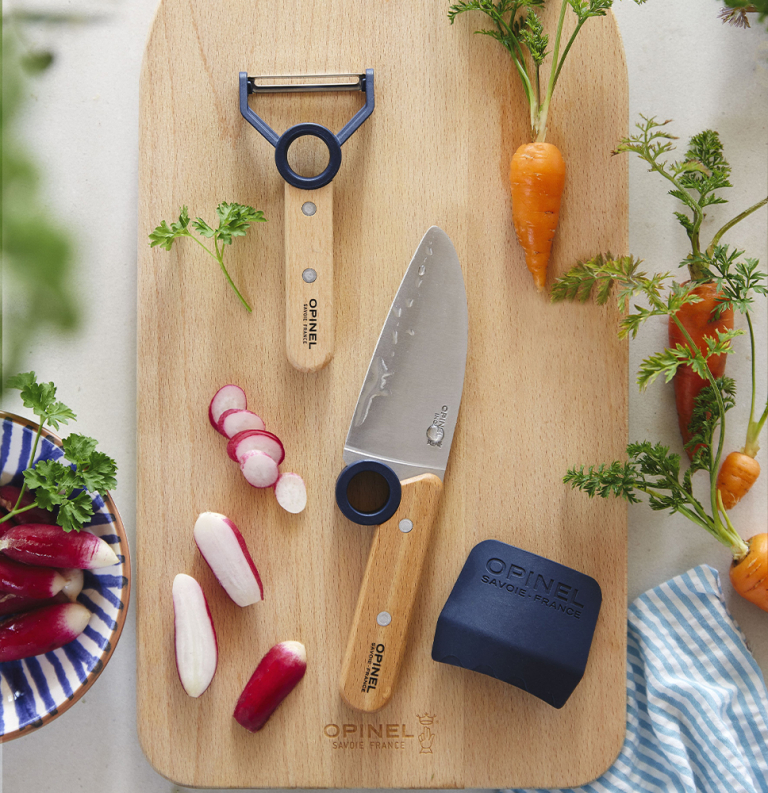 "Le Petit Chef" blue children's kitchen set