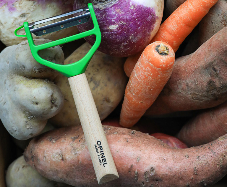 T-Duo wooden peeler in Green