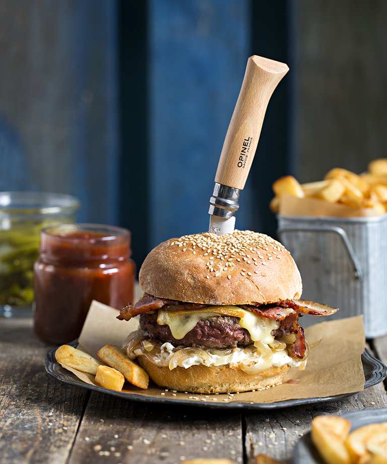 Recette burger savoyard maison Opinel